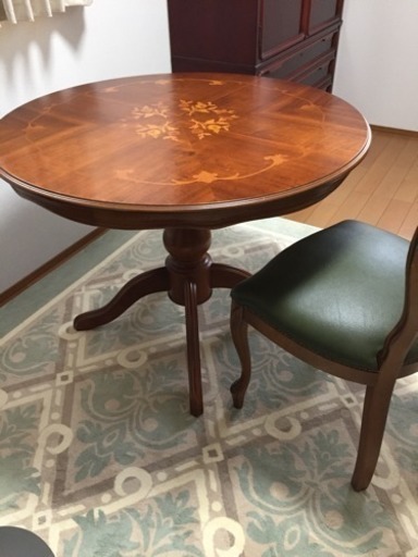 イタリア製 テーブル 椅子4脚 美品！