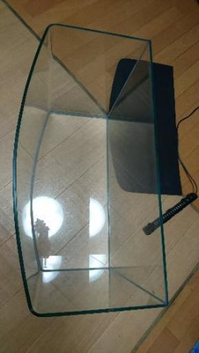アクアシステム ルノアール600【前面ラウンドオールガラス水槽、台、LEDライト セット】