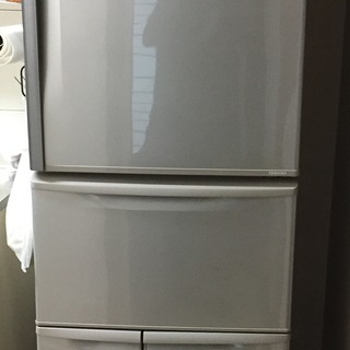転居のため処分。東芝ノンフロン冷凍冷蔵庫GR-D43N(NS)
