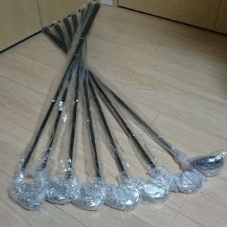 ■新古品■購入後未使用　初心者向けゴルフクラブセット（全17点セット）