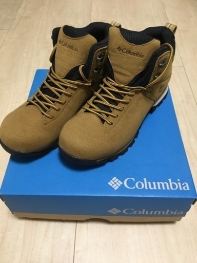 新品未使用 25.0cm Columbia 登山靴【レディース】