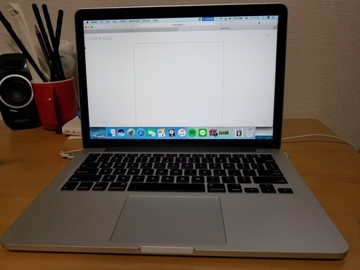 Macbook Pro 13 Inch Late 2013 i5 2.4ghz 8gb ddr3 ram, 256 sad