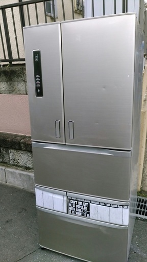取引中 TOSHIBA 冷凍冷蔵庫 VEGETA 618リットル 大容量
