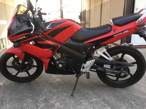 ホンダ CBR125R