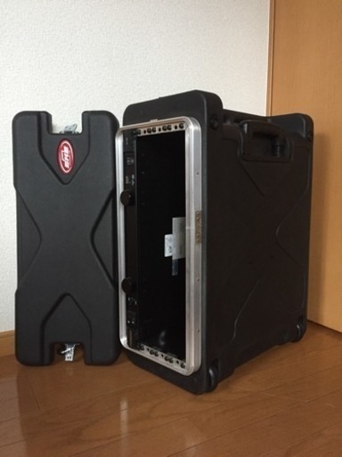 4Uラック SKB RLX-4と電源 FURMAN PL-8C Jのセット