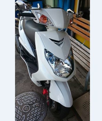 長崎発　シグナス　125　外装　インナー　新品パーツ多数　実働