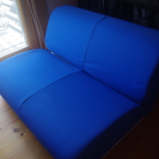 軽量　ソファーベッド　リクライニング付き　青色