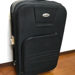 黒いスーツケース