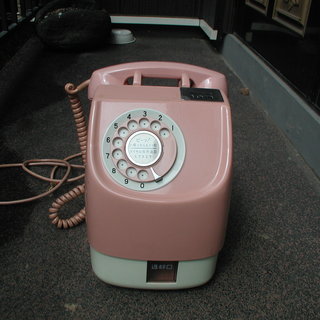 ピンク電話機 中古あげます 譲ります ジモティーで不用品の処分