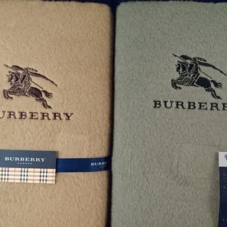 Burberry バーバリーの綿毛布セット