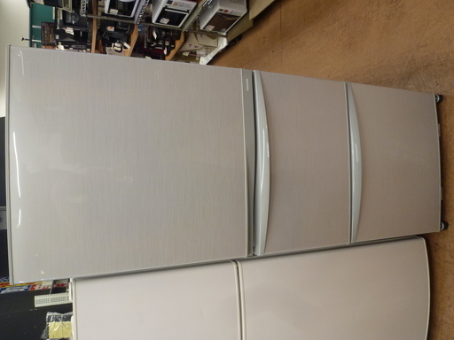 中古　3ドア冷蔵庫 置けちゃうスリム (340L)GR-E34N 2013年製