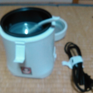 炊飯器（アルコレ　ミニライスクッカー）ホワイト　ARC-103 