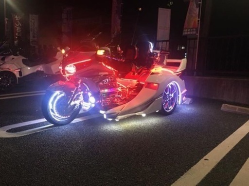 最高のフルカスタム トライク ゴードン