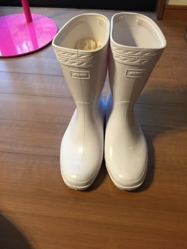 長靴 白い