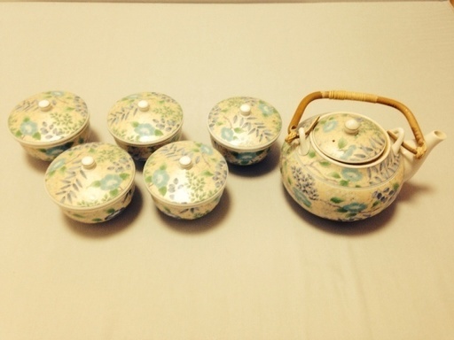 オシャレな急須と湯飲み茶碗5点セット ヤックでろん 越谷の食器 茶器 の中古あげます 譲ります ジモティーで不用品の処分 オシャレな急須と湯飲み茶碗5点セット ヤックでろん 越谷の食器 茶器 の中古あげます 譲ります ジモティーで不用品の処分