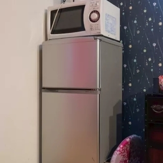 （家具、家電、ベッド）一式欲しい方はご連絡下さい！