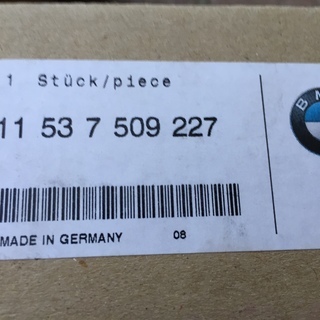 E46、E39、E60等 BMW 純正ウォータポンプ＋サーモスタット 新品部品