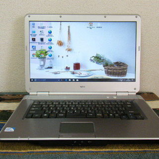 安心決済対応　美品　Windows10 オフィス2016 wi-fiあり　カメラ搭載 安心決済対応 美品 Windows10 オフィス2016 wi-fiあり カメラ搭載