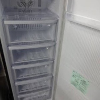 近隣配送無料！冷凍庫 MITSUBISHI