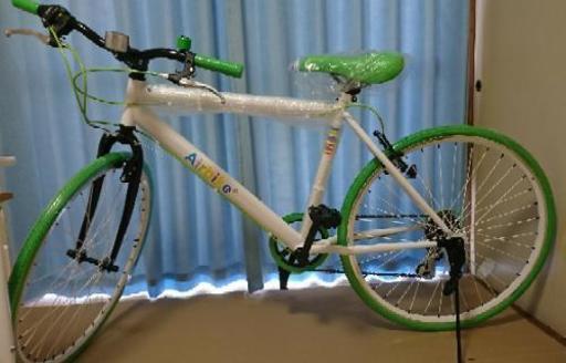【新品未使用】クロスバイク 自転車 26インチ ホワイトグリーンカラー