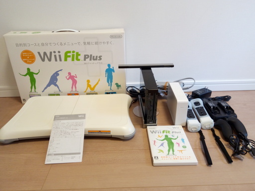 Wii本体豪華セット+ソフト多数+HDDおまけ付き