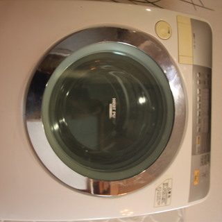 Panasonic ナショナル ドラム式洗濯乾燥機 9.0kg¥177,000→¥29,000 83%off ｢ヒートポンプ乾燥方式｣搭載右開きタイプ。乾燥容量6kg NA-VR1100R