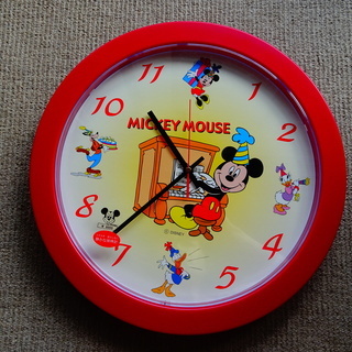 【商談成立】ミッキーの壁掛け時計　新品！