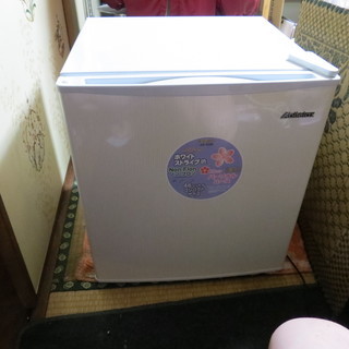 小型冷蔵庫　アビテラックス46L　1ドア（直冷式）ホワイトストラ...