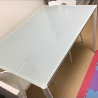ガラス製ダイニングテーブルセット 椅子4脚