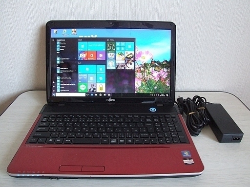 Fujitsu FMV-BIBLO AH40/E ノートパソコン