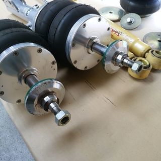 （お取引き中）ボルドワールド　10アルファード前期　エアサス一式