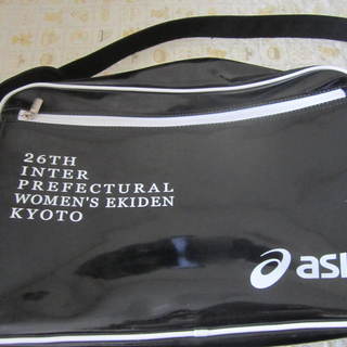 アシックス　スポーツバッグ未使用品
