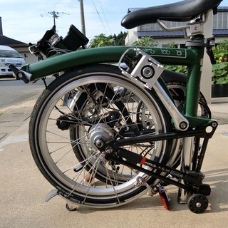 BROMPTON M6L 2013年前期型　中古良品　レーシンググリーン 　6速　プチカスタムあり！