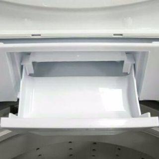 2016年式一人暮らしにピッタリな縦型洗濯機4.6キロです！💫 綺麗です！🌠 配送無料です！💫