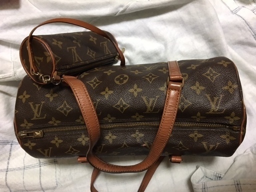 中古　ルイヴィトンのバック