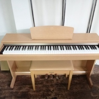 ヤマハ　電子ピアノ　YDP-161C　 2011年製　43,000円