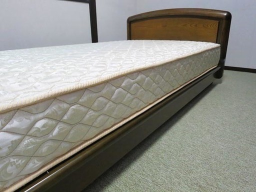 フランスベッド社製シングルベッド（１台）