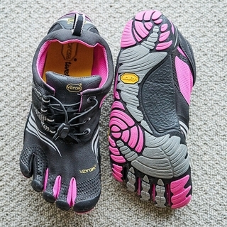 ビブラム　Vibram Five Fingers