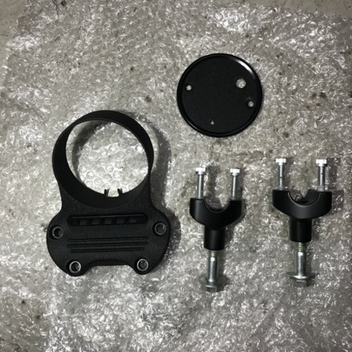XL883N メーターポスト ライザー 純正新車外し！