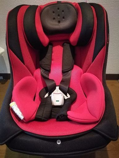 【破格１万円・極美品　チャイルドシート】Combi　ミニマグランデEG UB (RD) [レッドルースター]