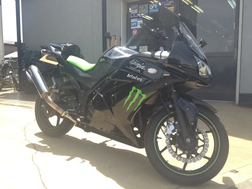 ninja250R 11,900キロ　低走行車　2009年式