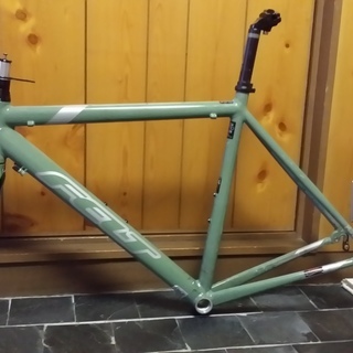 FELT F85　フレーム