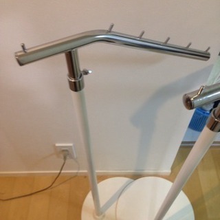 ハンガーラック10本、バック小物掛け2本まとめ売り