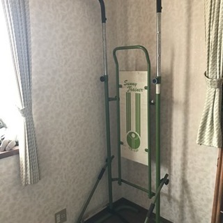 ぶら下がり健康器