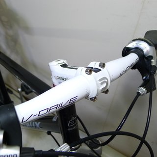 サスペンション付クロスバイク