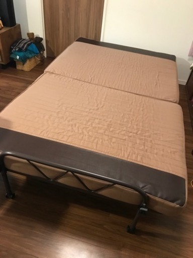 折りたたみベッド セミダブルサイズ Green 板橋区役所前のベッド ダブルベッド の中古あげます 譲ります ジモティーで不用品の処分 折りたたみベッド セミダブルサイズ Green 板橋区役所前のベッド ダブルベッド の中古あげます 譲ります ジモティーで不用品の処分