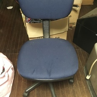 事務椅子