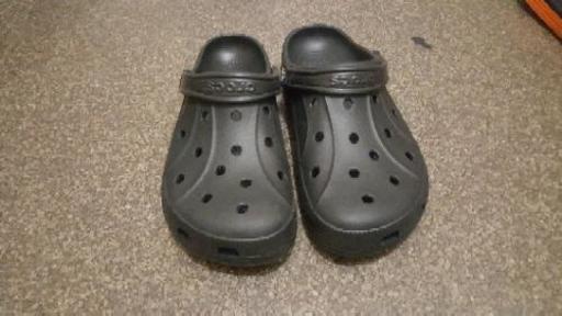 crocs 27