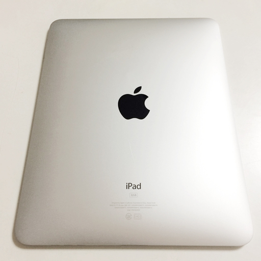 iPad 32GB 本体美品 A|Xケースのセット 純正新品充電器付 即使用可能
