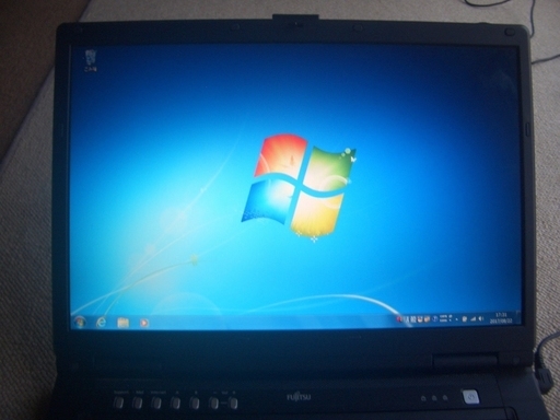 ノートパソコン　Windows7  FMV-BIBLO NF70X すぐに使用できます